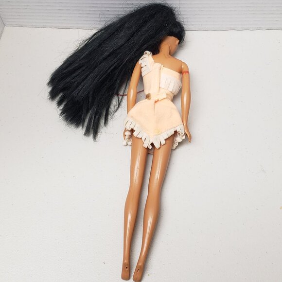 Disney Pocahontas Braided Beauty Doll 1995 - Picture 8 of 9